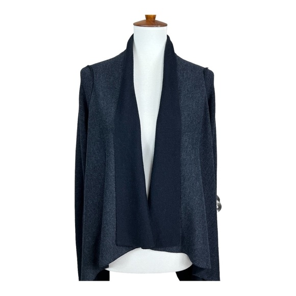 LULULEMON Reversible Waterfall Cardigan in Black/Grey One Size Casual warm wrap - Picture 2 of 11